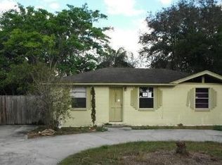 10009 N Connechusett Rd, Tampa, FL 33617