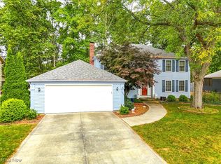 17030 Eagles Nest Cir, Strongsville, OH
