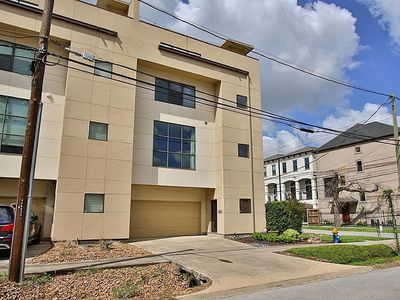 1223 Studer St, Houston, TX, 77007
