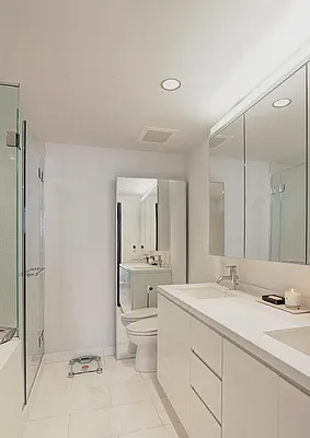 Rented by R New York | media 20