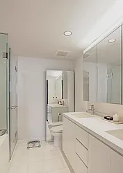 Rented by R New York