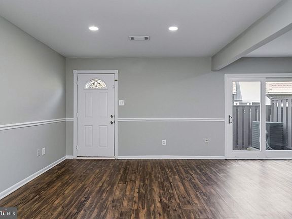 2nd image of 3878 Havenwood Pl #75D