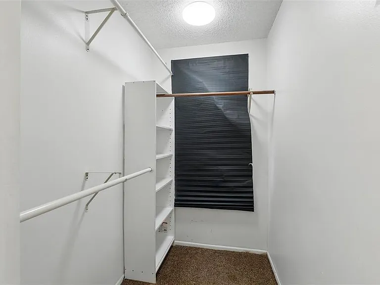 7925 Tumblestone Dr — Photo 27