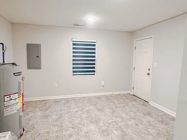 106 Riley Ave — Photo 6