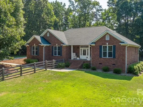 625 Jackson Rd, Salisbury, NC 28146