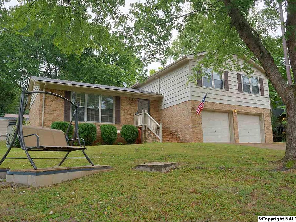 1st image of 11215 Dellcrest Dr SE