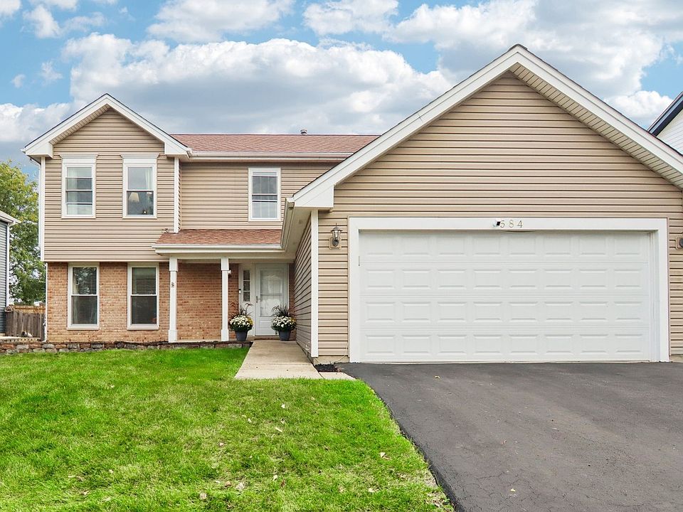 1st image of 584 Lakewood Farms Dr