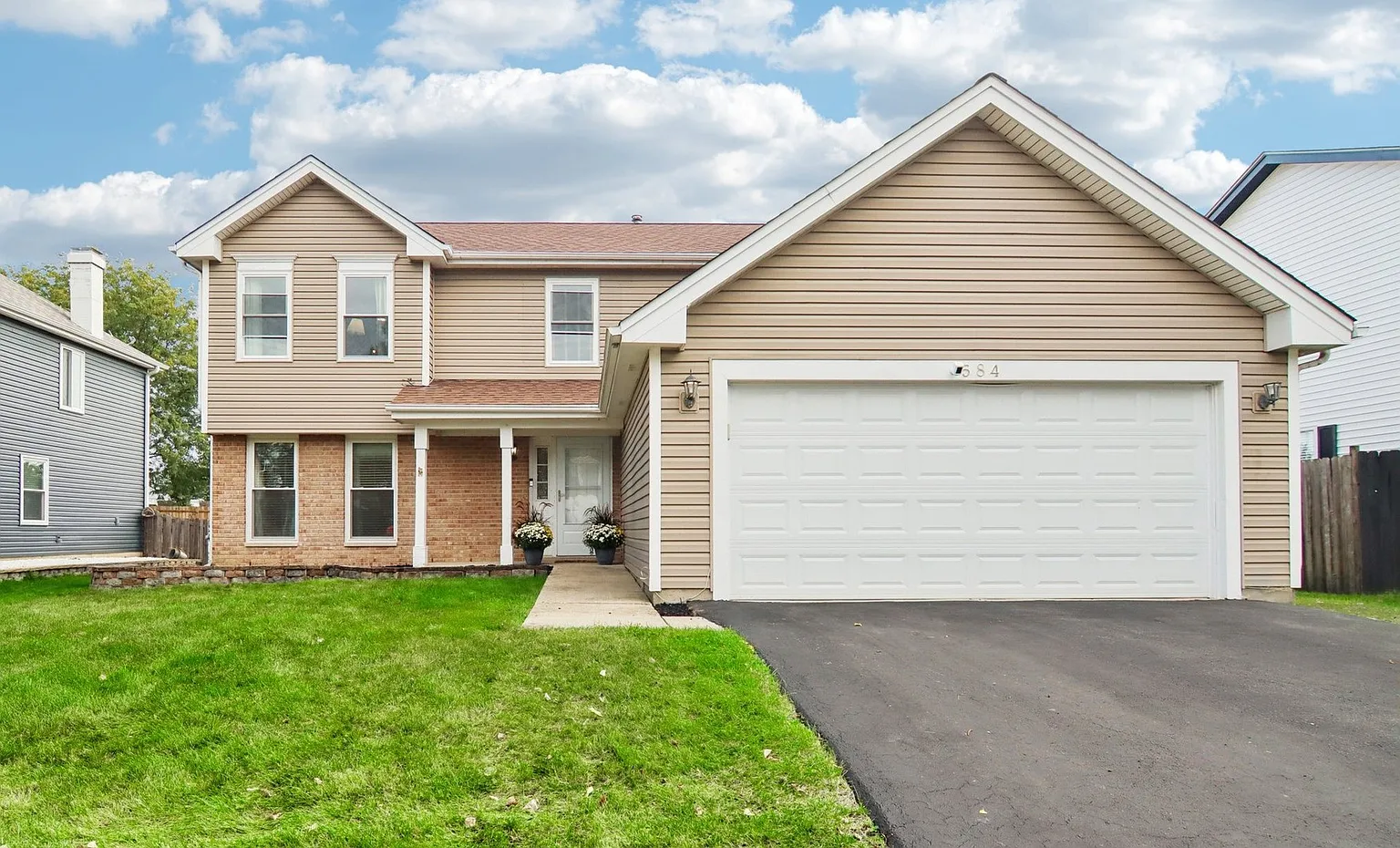 584 Lakewood Farms Dr photo 1