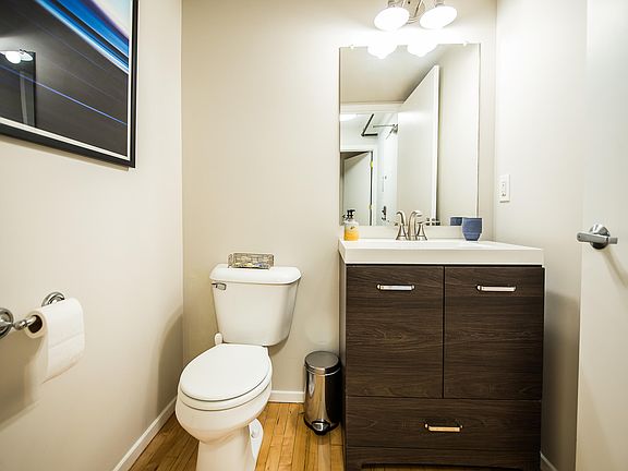 5th image of 223 E Ann St APT 6