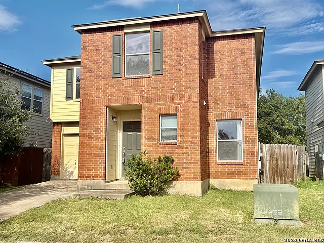 3 bed, 2.5 bath, 1900 sqft, $1,800 — Photo 2