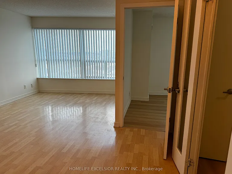 36 Lee Centre Dr #1515 — Photo 10