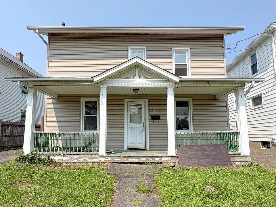2623 N Main Ave