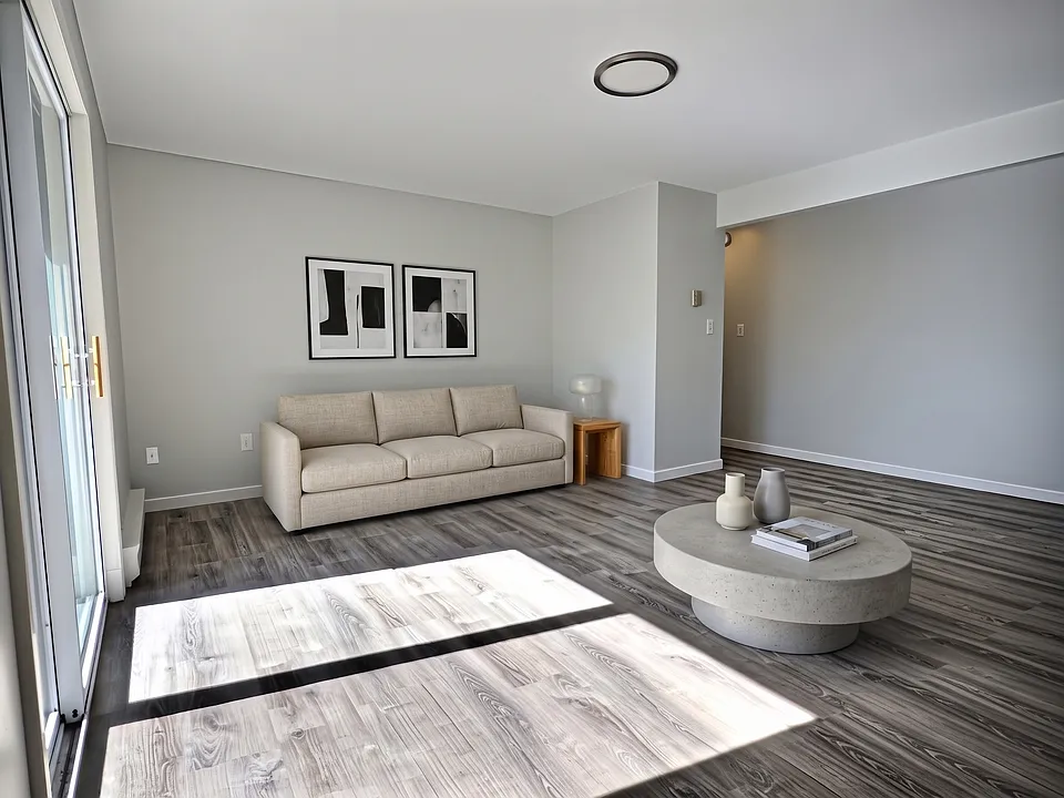86 Spring St #104