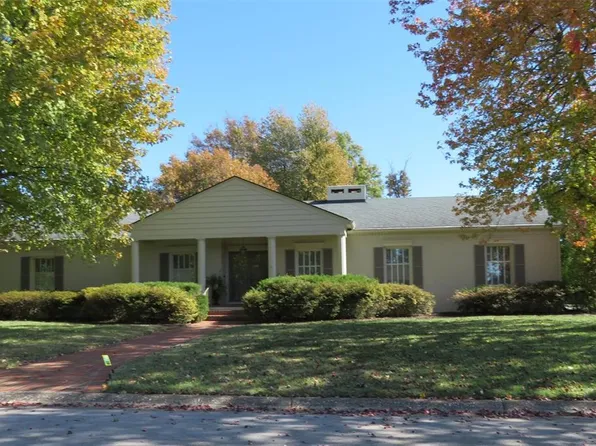 1941 Oxford Dr, Owensboro, KY 42301