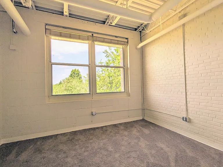 Strasburg Schoolhouse Apartments — Photo 31