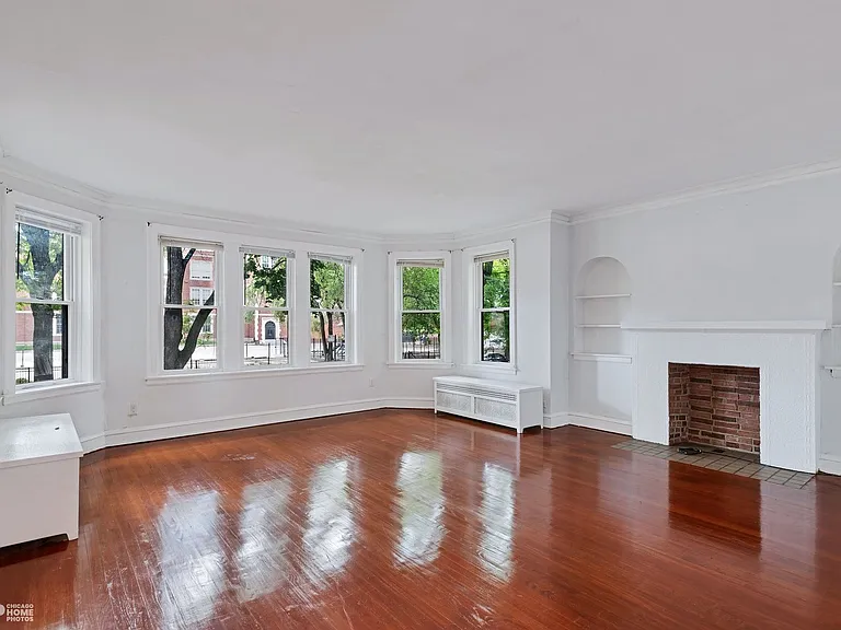 6726 N Bosworth Ave #1S — Photo 2