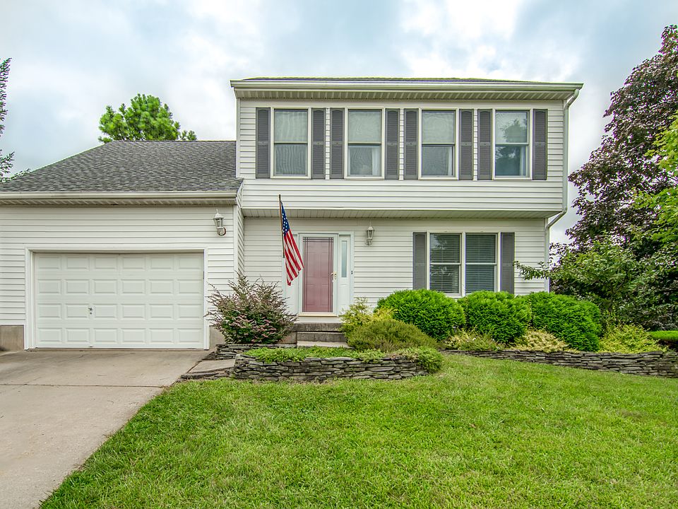 1st image of 701 Peppard Dr