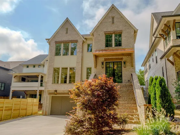 630 Ashworth Rd, Charlotte, NC 28211