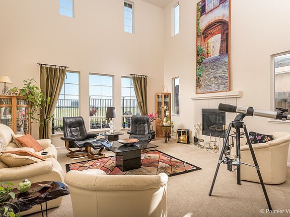 2nd image of 1441 Eaglesfield Ln