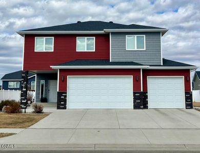 3829 Meridian Dr, Bismarck, ND, 58504