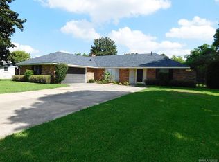 206 Walnut Ln, Bossier City, LA 71111