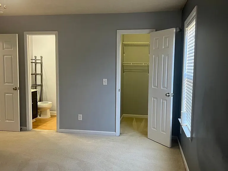 3477 Forestdale Dr #2D — Photo 11