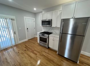 374 Oxford St #2, Cambridge, MA 02140