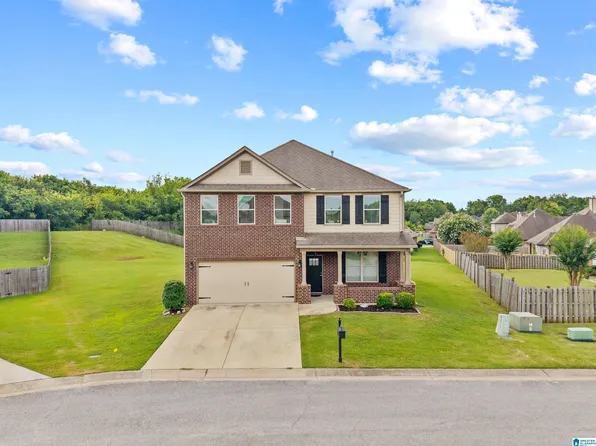 305 Creekside Cir, Pelham, AL 35124