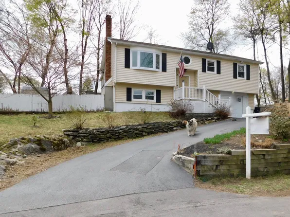 9 Winwood Ave, Nashua, NH 03060