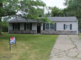 1034 Cranbrook Rd, Jackson, MI 49201