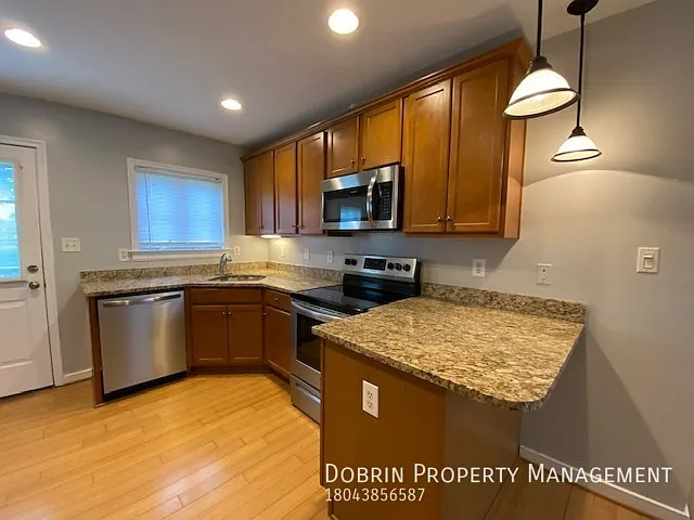 513 S Harrison St #G — Photo 7