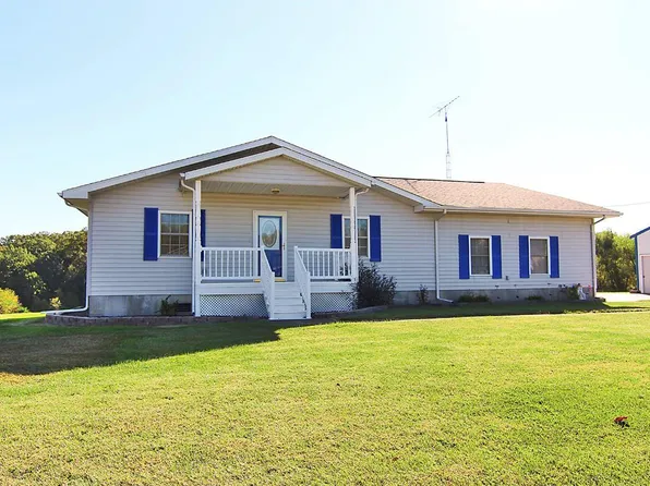 215 Friendly Hill Ln, Perryville, MO 63775