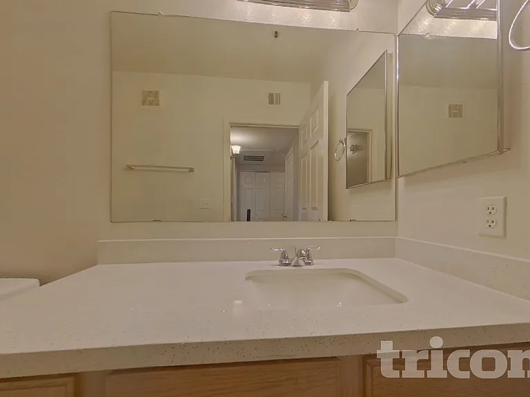4925 E Desert Cove Ave #127 — Photo 11