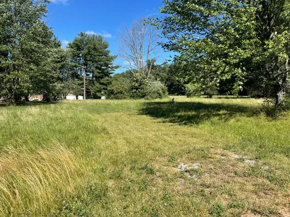1596 Fredrickstrasser Dr, Fayetteville, OH 45118