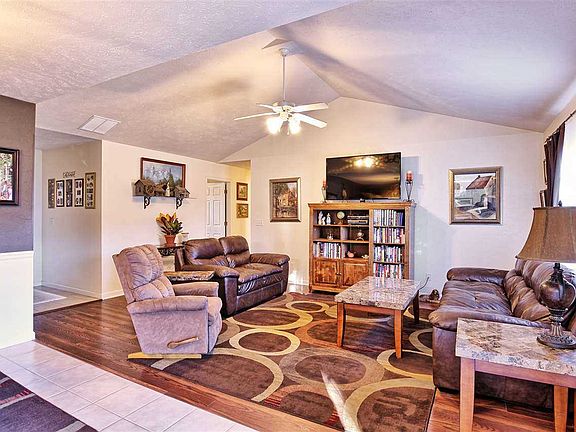 2nd image of 10591 Midway Dr