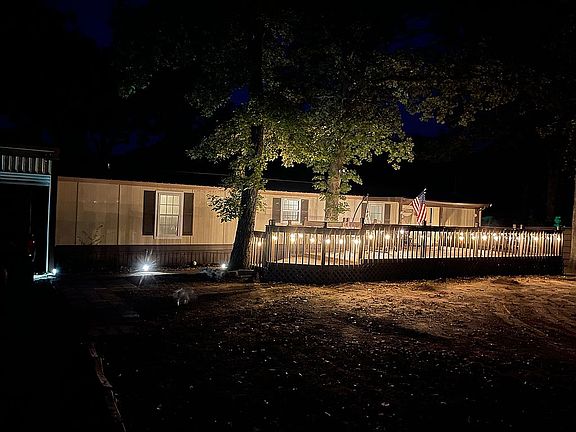 2nd image of 8960 Rose Ln