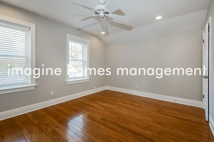3325 Shenandoah Ave — Photo 6