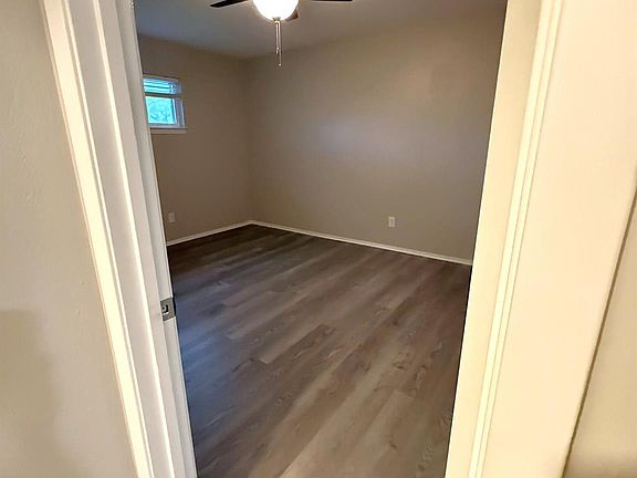 4th image of 9733 Neuens Rd APT 25