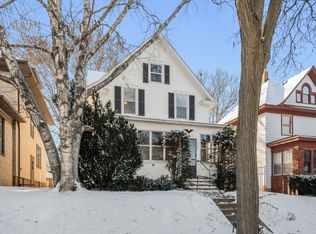 1048 Conway St, Saint Paul, MN 55106