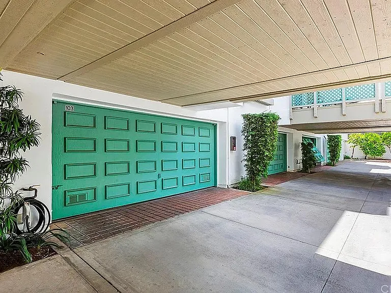 19601 Ranch Ln — Photo 11