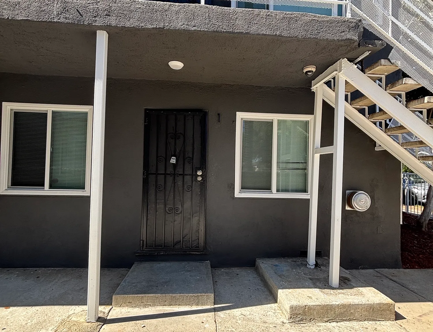 2 bed, $2,750 — Photo 1