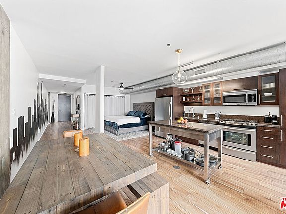 4th image of 1111 S Grand Ave #1111