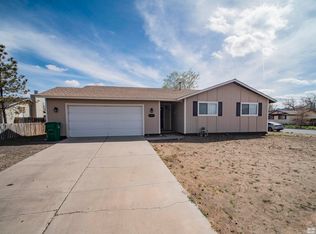 405 Willow Way, Fernley, NV 89408