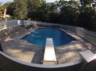 157 Bridies Path, Southampton, NY 11968