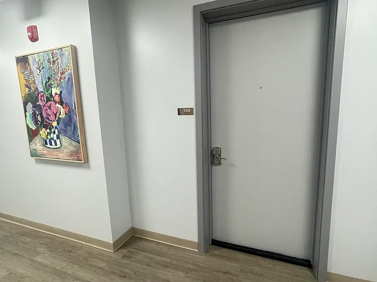 50 Prince Apartments — Photo 13