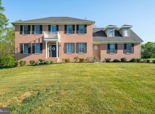 231 McDonald Dr, Inwood, WV 25428