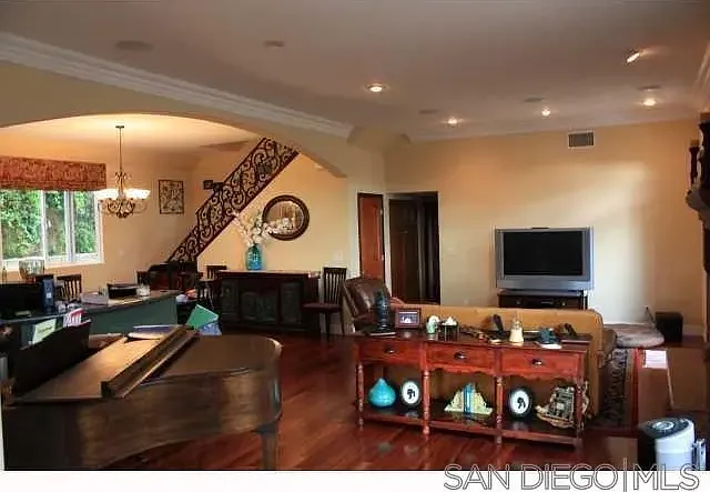 5455 La Jolla Mesa Dr — Photo 3