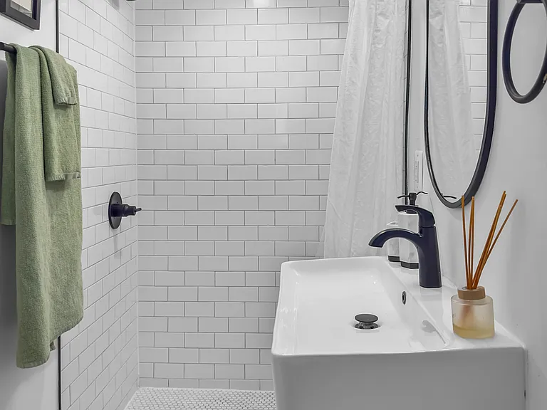 Bathroom (staged)