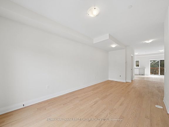 3rd image of 11 Marret Ln