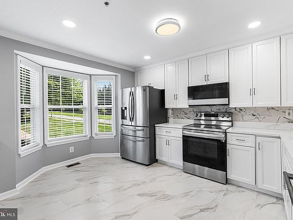 5th image of 7743 Cornerstone Way